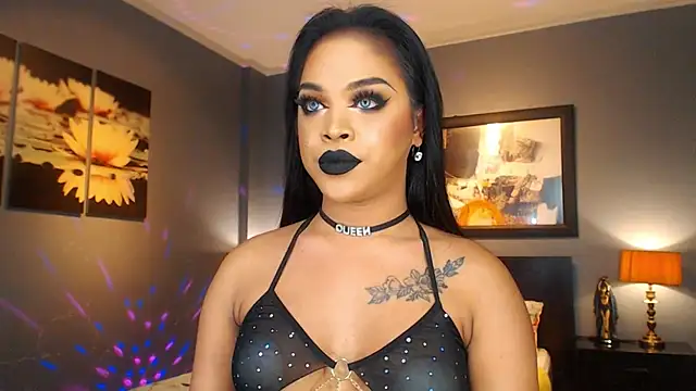 MarryQueen22 online show from April 2026 11:57:01 PM