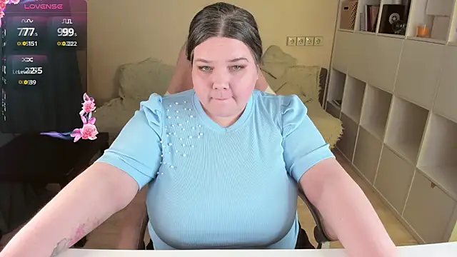 PlumPie online show from March 2026 11:11:02 PM