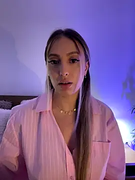 Eva Ryen online show from October 2025 04:26:01 PM