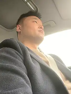 Snapshot of S00 chatting on December 2024 07:28:01 AM S00 online show from December 2024 07:28:01 AM