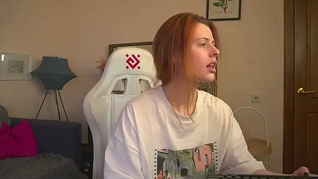 doll lesli online show from February 2025 02:35:02 PM