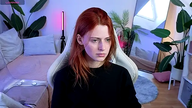 doll lesli online show from November 2025 10:04:02 AM