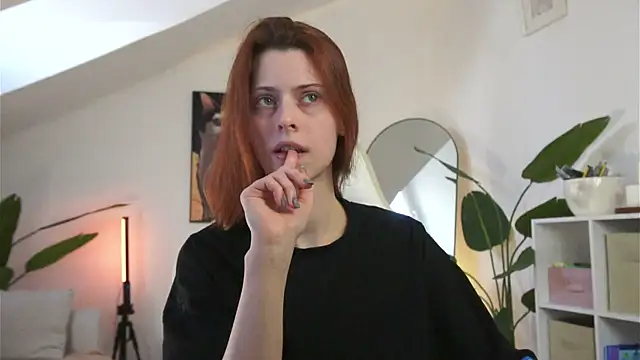 doll lesli online show from March 2026 12:24:02 PM