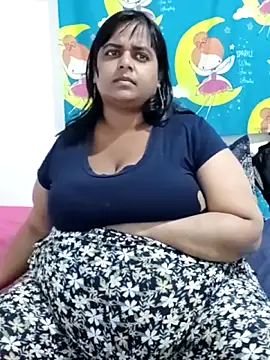 SusanaEshwar online show from May 2026 05:18:02 PM