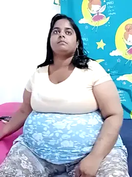 SusanaEshwar online show from May 2026 06:16:02 PM