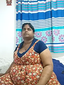 Snapshot of SusanaEshwar chatting on July 2026 04:21:01 PM SusanaEshwar online show from July 2026 04:21:01 PM