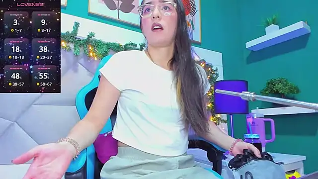 Snapshot of levana1 chatting on January 2025 04:39:02 AM levana1 online show from January 2025 04:39:02 AM