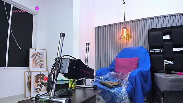 Snapshot of levana1 chatting on September 2025 02:45:01 AM levana1 online show from September 2025 02:45:01 AM