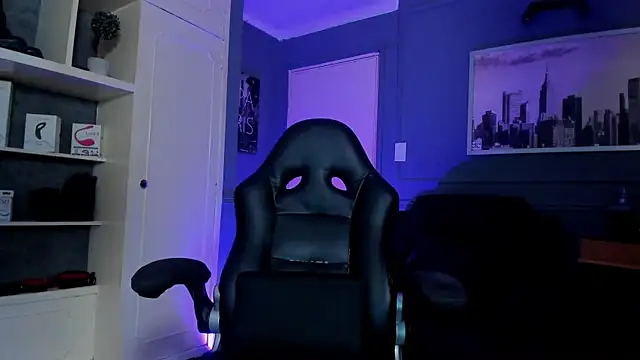 MrFrank tattoo online show from October 2025 02:31:02 AM