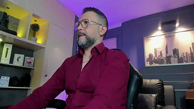 Snapshot of MrFrank_tattoo chatting on February 2026 11:39:01 AM MrFrank tattoo online show from February 2026 11:39:01 AM