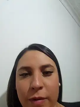 LizzRouse online show from October 2025 08:27:02 PM