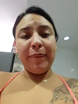 LizzRouse online show from November 2025 02:27:01 PM