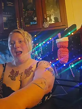 buxombosums online show from December 2025 05:58:01 AM