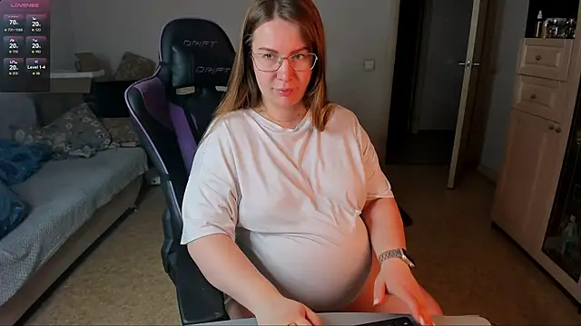 stella vestal online show from May 2026 11:28:01 AM