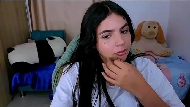  elenna online show from October 2025 05:58:02 PM