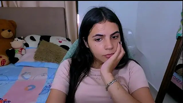  elenna online show from January 2026 05:38:01 PM