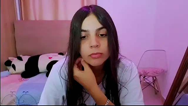  elenna online show from April 2026 05:51:02 PM