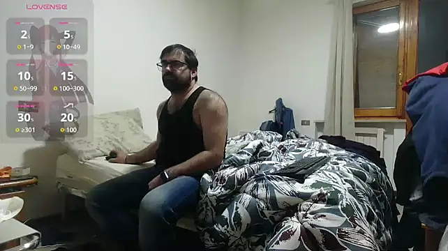 Snapshot of Attila985 chatting on April 2026 11:37:02 PM Attila985 online show from April 2026 11:37:02 PM