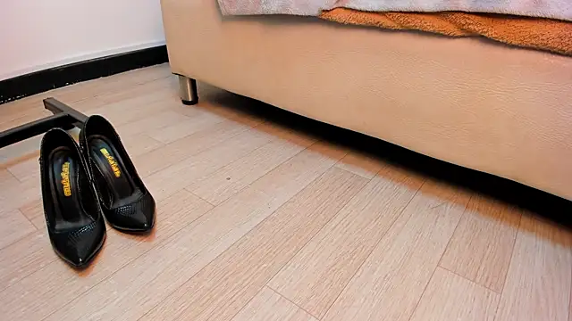  rebecca1 online show from November 2025 03:55:01 PM