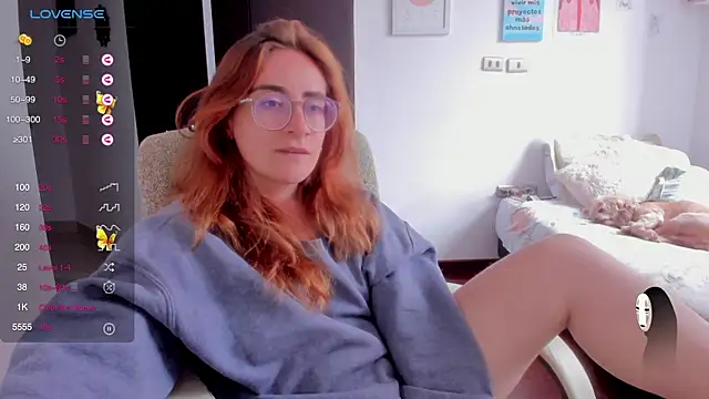 Snapshot of linda_giggle chatting on January 2025 04:08:01 PM linda giggle online show from January 2025 04:08:01 PM