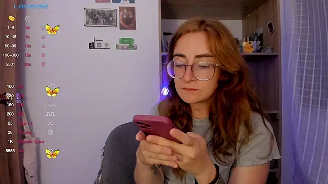 Snapshot of linda_giggle chatting on February 2025 02:46:01 AM linda giggle online show from February 2025 02:46:01 AM