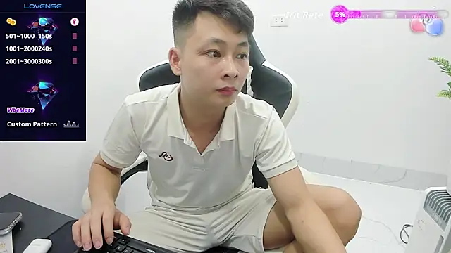 Naughty--asian online show from April 2026 01:31:01 PM