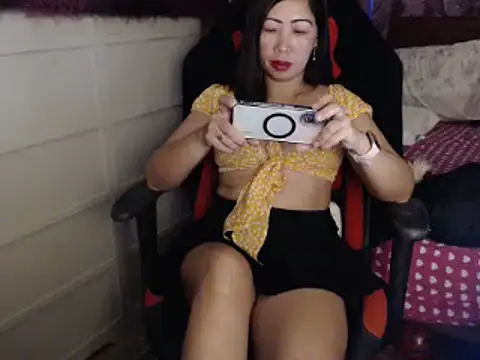 Snapshot of SweetAsian_Jojo69 chatting on February 2025 10:17:02 PM SweetAsian Jojo69 online show from February 2025 10:17:02 PM