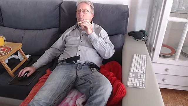 Nudelschwanz online show from February 2025 11:39:02 AM