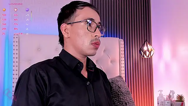 Snapshot of mr_aronnn chatting on September 2025 10:30:02 AM mr aronnn online show from September 2025 10:30:02 AM