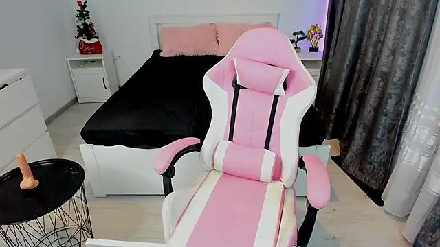 Snapshot of SinwithAmy chatting on December 2024 09:06:02 PM SinwithAmy online show from December 2024 09:06:02 PM