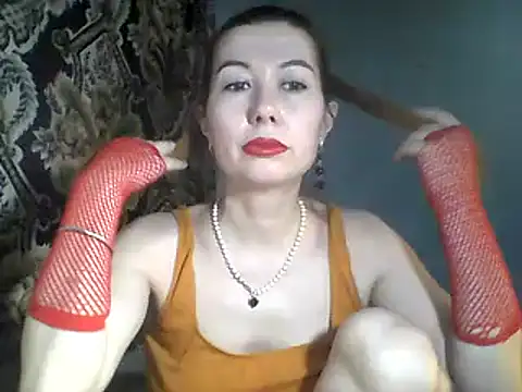 Snapshot of Olesja chatting on March 2025 05:58:02 PM Olesja online show from March 2025 05:58:02 PM