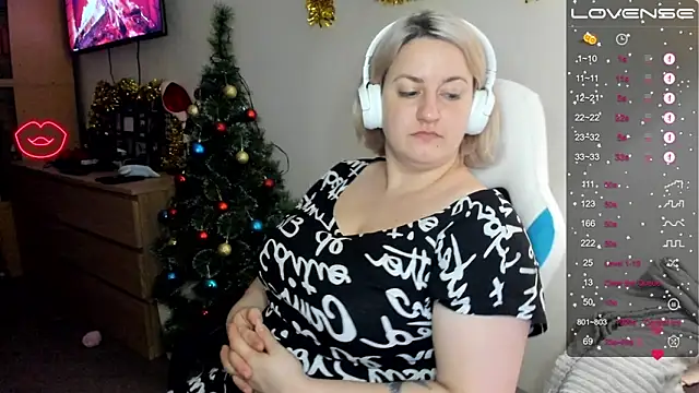 Snapshot of Christen_John_lover chatting on January 2025 01:11:01 AM Christen John lover online show from January 2025 01:11:01 AM