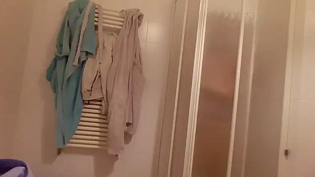 woww791 online show from November 2025 05:38:01 PM