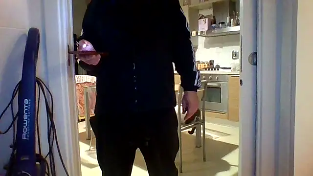 woww791 online show from December 2025 06:04:01 PM