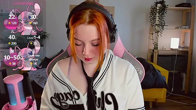 Sofy Benson online show from March 2025 01:19:02 PM