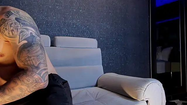 Snapshot of MarkWalker__ chatting on October 2025 10:22:02 AM MarkWalker online show from October 2025 10:22:02 AM