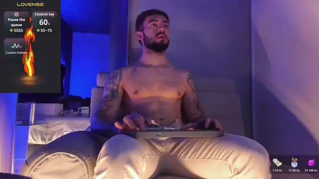 Snapshot of MarkWalker__ chatting on November 2025 10:04:02 AM MarkWalker online show from November 2025 10:04:02 AM