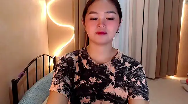 Snapshot of Itsme_claire chatting on March 2025 01:31:02 PM Itsme claire online show from March 2025 01:31:02 PM