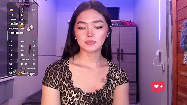 Itsme claire online show from October 2025 01:09:02 AM