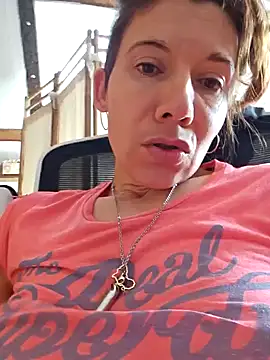 Lina lou4 online show from December 2024 04:17:01 PM