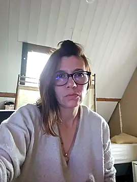 Lina lou4 online show from February 2025 09:00:02 AM