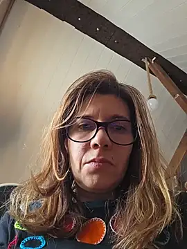 Lina lou4 online show from February 2026 02:03:02 PM