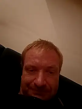 Snapshot of 82liska chatting on October 2025 10:07:02 PM 82liska online show from October 2025 10:07:02 PM