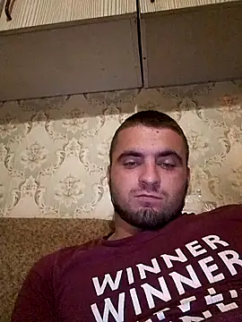 Andy Max online show from October 2025 06:39:01 PM