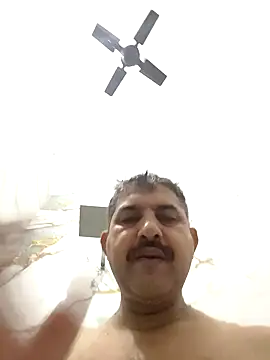 Snapshot of Amandev7 chatting on February 2026 03:38:02 AM Amandev7 online show from February 2026 03:38:02 AM