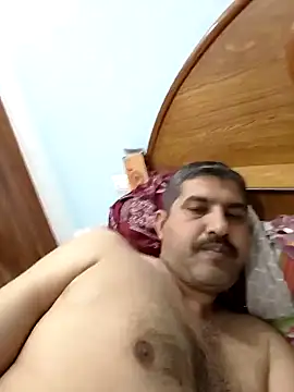 Snapshot of Amandev7 chatting on March 2026 06:31:02 AM Amandev7 online show from March 2026 06:31:02 AM