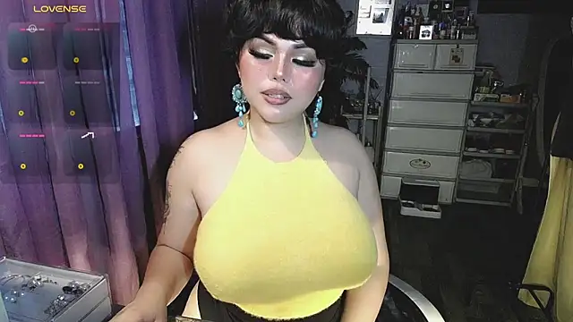 Snapshot of cherry_RED5 chatting on December 2024 08:02:01 AM cherry RED5 online show from December 2024 08:02:01 AM