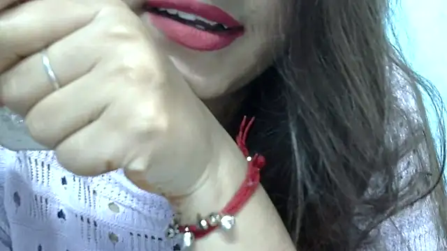 lovelydesi21 online show from December 2025 09:14:01 AM