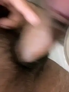 Snapshot of Rahuldhe22 chatting on December 2024 09:08:02 PM Rahuldhe22 online show from December 2024 09:08:02 PM