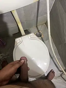 Snapshot of Rahuldhe22 chatting on January 2025 10:45:01 PM Rahuldhe22 online show from January 2025 10:45:01 PM